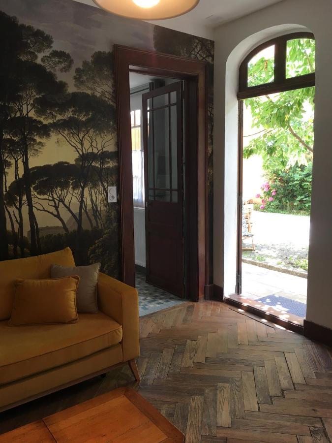 Charmant Appartement Sur Cour, Le Cerisier 巴涅尔德比戈尔 外观 照片