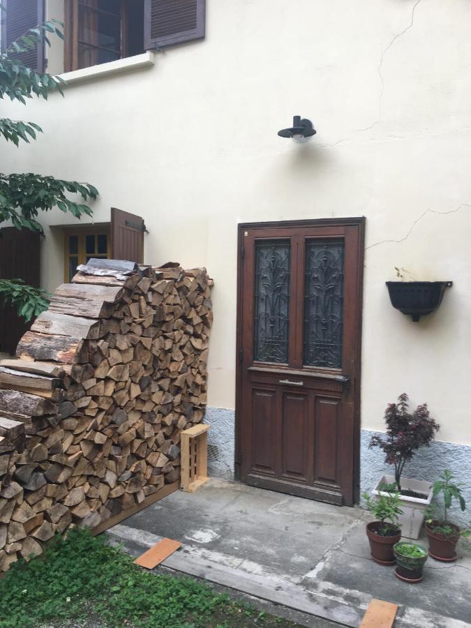Charmant Appartement Sur Cour, Le Cerisier 巴涅尔德比戈尔 外观 照片