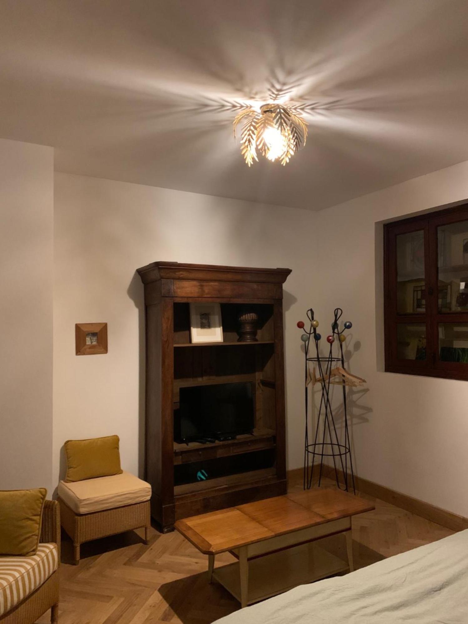 Charmant Appartement Sur Cour, Le Cerisier 巴涅尔德比戈尔 外观 照片